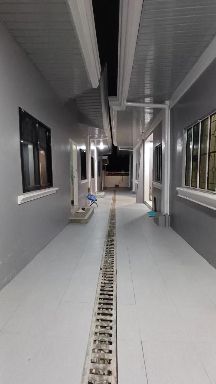 Jens Samal Vacation Rental - Centrally Located - Fully Furnished 2Br Wifi Babak المظهر الخارجي الصورة